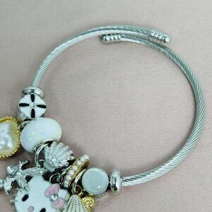 Blue Hello Kitty Bracelet cute